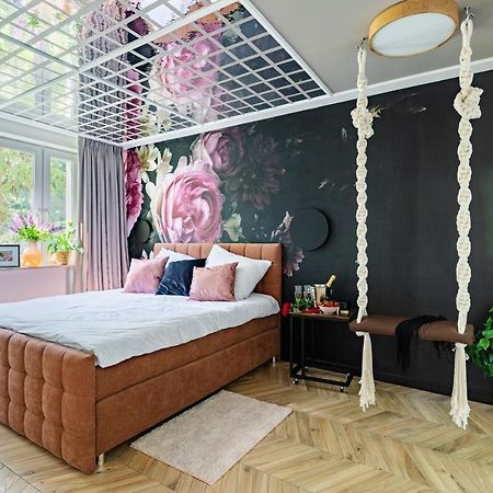 Secret Garden Apartment Varsovia Exterior foto